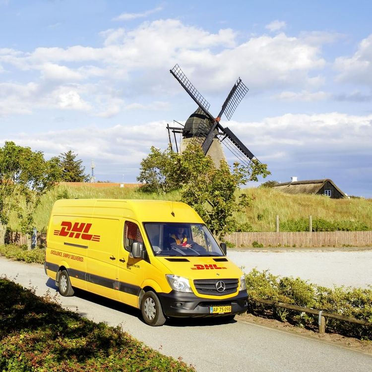 DHL快遞運(yùn)費(fèi)怎么計算的(DHL快遞費(fèi)用計算方法)