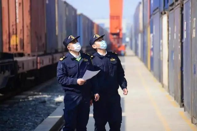 貨物被海關扣留一般什么原因？